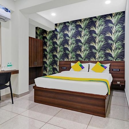 Hotel Nrm Residency Mysore Buitenkant foto